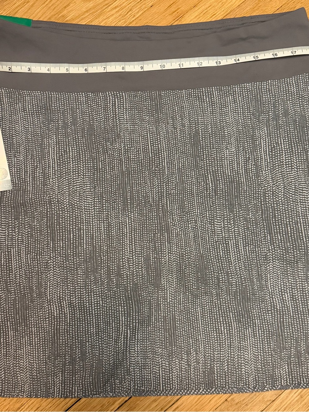 Tuff Athletics Skort XL NWT — Grey Print, Built-In Shorts, Zip Pocket, UPF 25+
